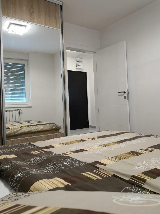 Apartman Gaga Lukavica エクステリア 写真