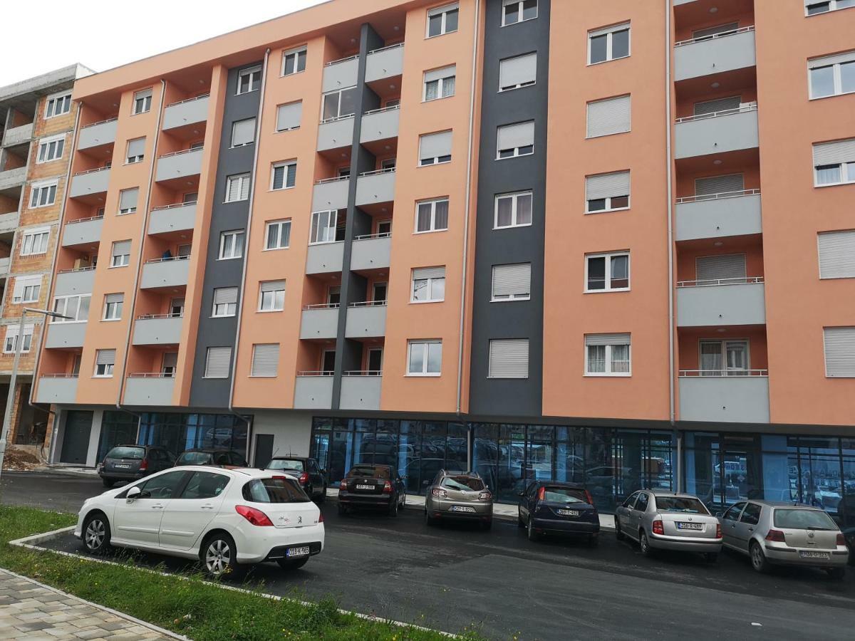 Apartman Gaga Lukavica エクステリア 写真