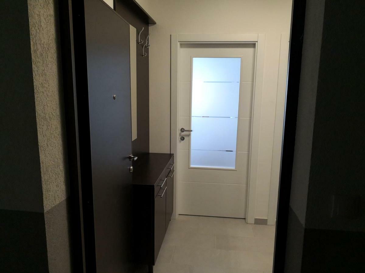 Apartman Gaga Lukavica エクステリア 写真